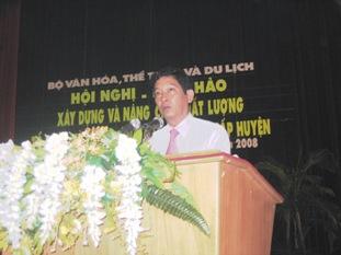 Ông Huỳnh Vĩnh Ái - Thứ trưởng Bộ VHTTDL phát biểu tại Hội nghị - Hội thảo xây dựng và nâng cao chất lượng hoạt động Thư Viện cấp huyện